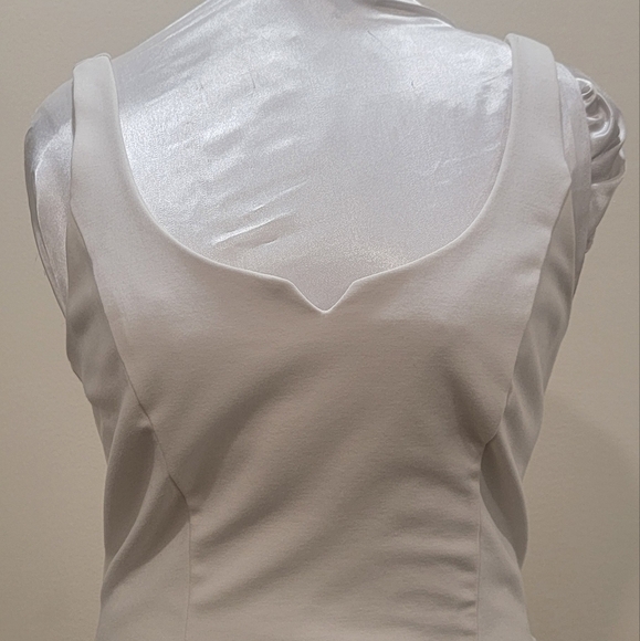 MINT - ALI & JAY OFF WHITE DRESS (sz Med) - Picture 2 of 7